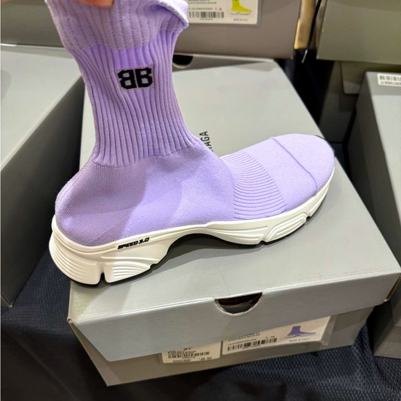 Authentic Balenciaga shoes size 38 - Picture 2 of 6